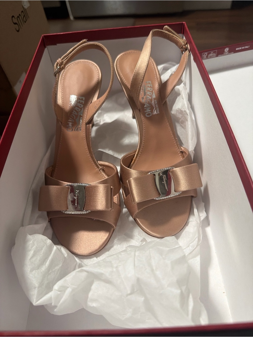 FERRAGAMO  Lida Bow-Embellished Satin Slingback Sandals Sz 5.5